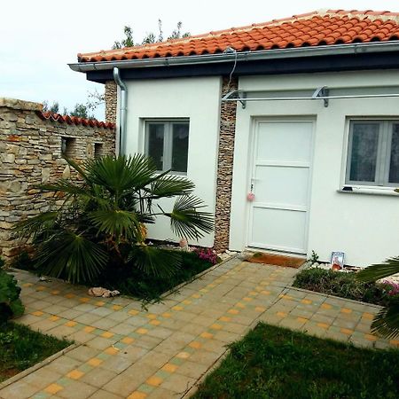 Studio Apartman Vortex Fažana Zewnętrze zdjęcie