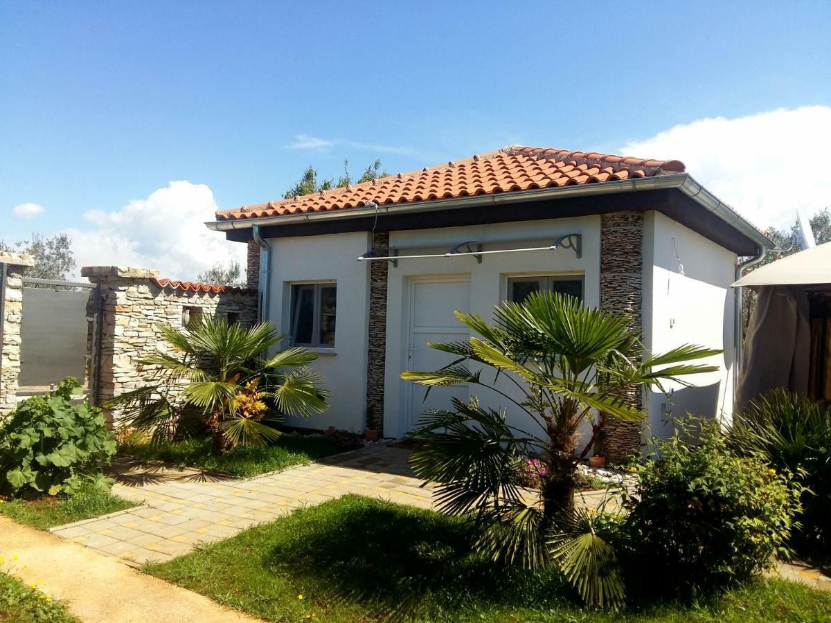 Studio Apartman Vortex Fažana Zewnętrze zdjęcie